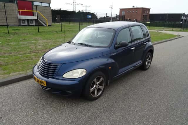 Chrysler PT Cruiser (2002) thumbnail 1