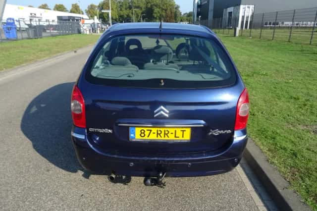 Citroën Xsara Picasso (2005) thumbnail 4