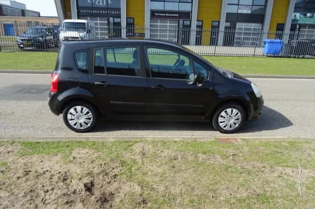 Renault Grand Modus (2010) thumbnail 6