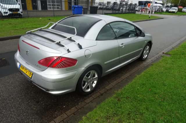 Peugeot 307 CC (2004) thumbnail 5