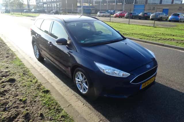 Ford Focus (2015) thumbnail 6