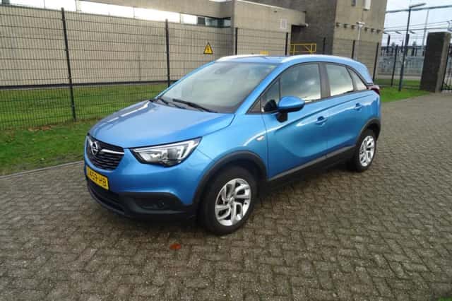 Opel Crossland X (2020) thumbnail 1