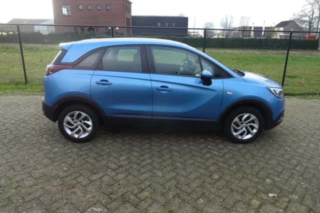 Opel Crossland X (2020) thumbnail 6