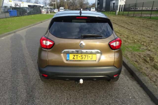 Renault Captur (2017) thumbnail 4