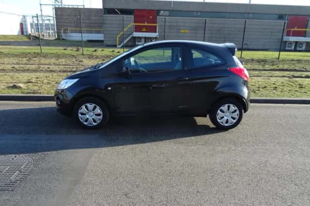 Ford Ka (2015) thumbnail 2