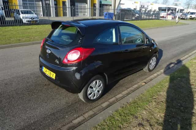 Ford Ka (2015) thumbnail 5