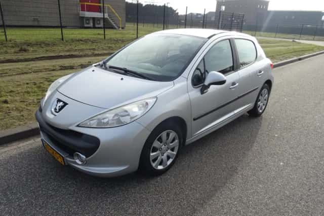 Peugeot 207 (2008) thumbnail 1