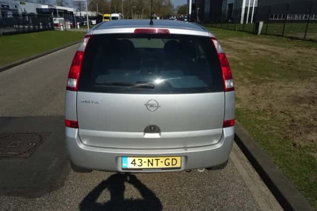 Opel Meriva (2004) thumbnail 4