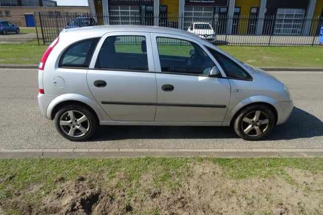 Opel Meriva (2004) thumbnail 6