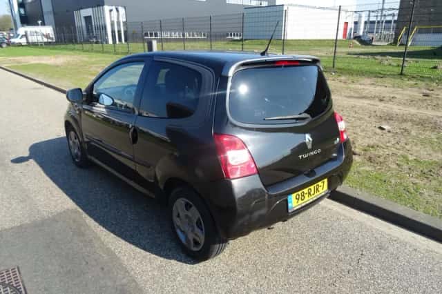 Renault Twingo (2011) thumbnail 3
