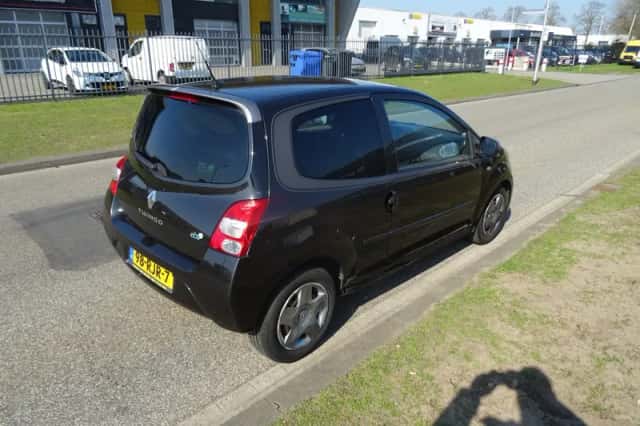 Renault Twingo (2011) thumbnail 5