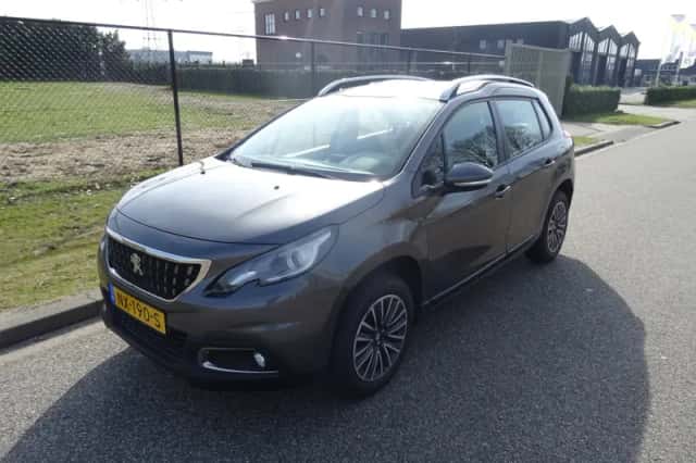 Peugeot 2008 (2017) thumbnail 1
