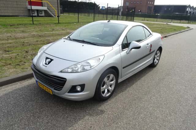 Peugeot 207 (2008) thumbnail 1
