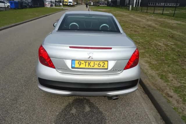 Peugeot 207 (2008) thumbnail 4