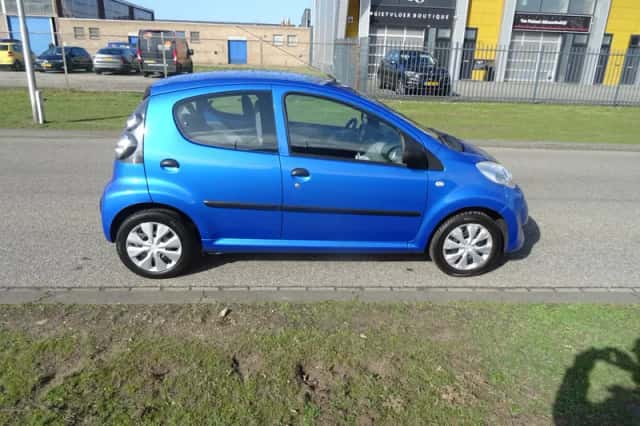 Citroën C1 (2010) thumbnail 6