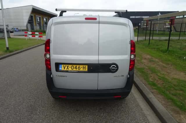 Opel Combo (2016) thumbnail 4