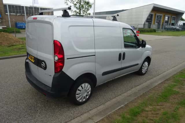 Opel Combo (2016) thumbnail 5