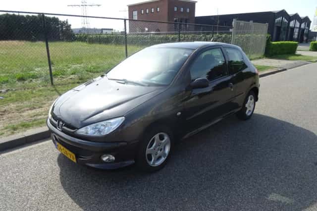 Peugeot 206 (2006) thumbnail 1