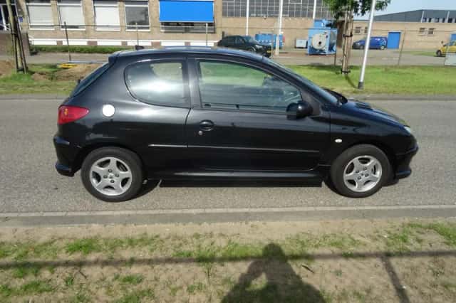 Peugeot 206 (2006) thumbnail 6