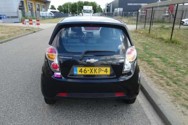 Chevrolet Spark (2012) thumbnail 4