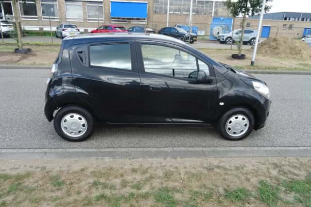 Chevrolet Spark (2012) thumbnail 6