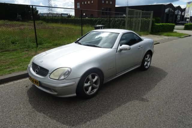 Mercedes-Benz SLK-Klasse (2001) thumbnail 1