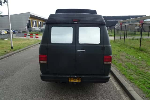 Chevrolet CHEVY VAN (1992) thumbnail 4