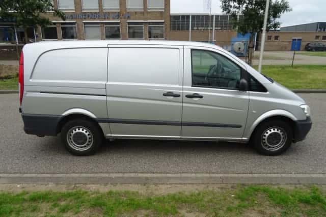 Mercedes-Benz Vito (2012) thumbnail 6
