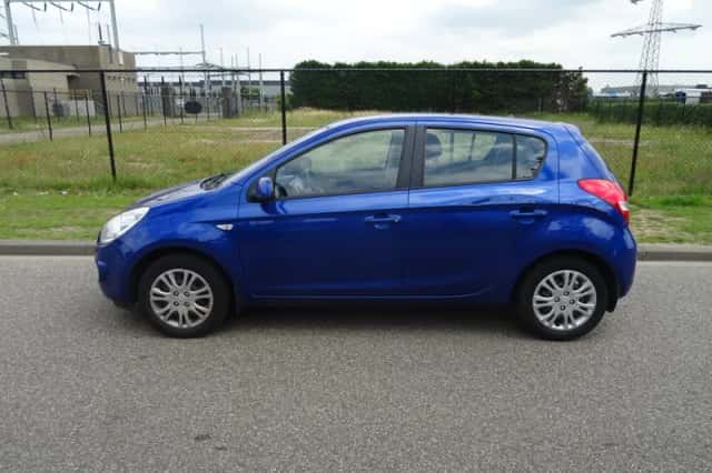 Hyundai i20 (2009) thumbnail 2
