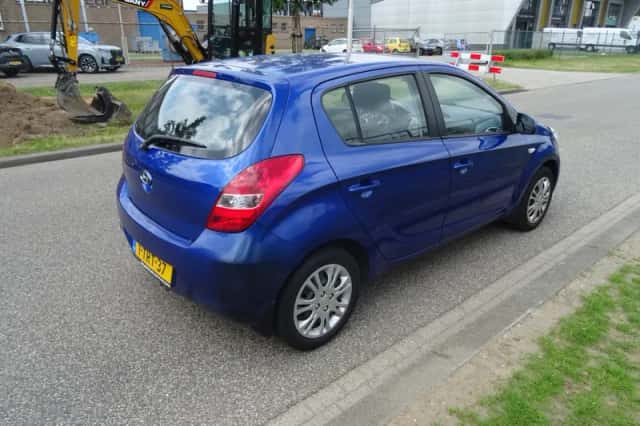 Hyundai i20 (2009) thumbnail 5