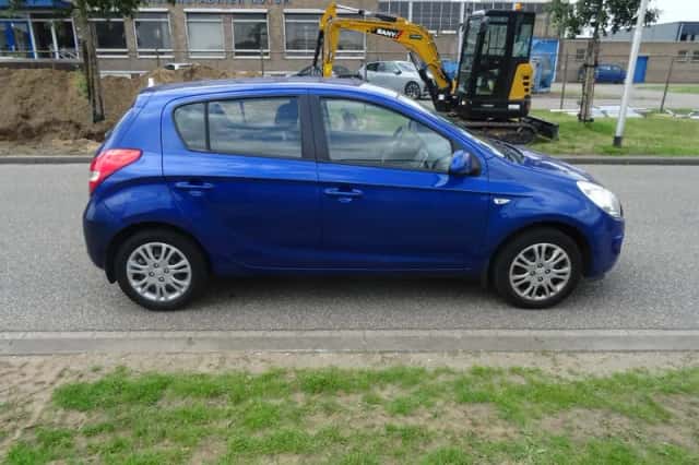 Hyundai i20 (2009) thumbnail 6