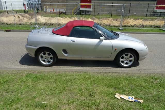 MG F (2000) thumbnail 6