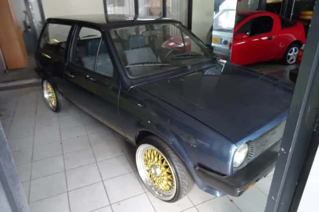 Volkswagen Polo (1986) thumbnail 5