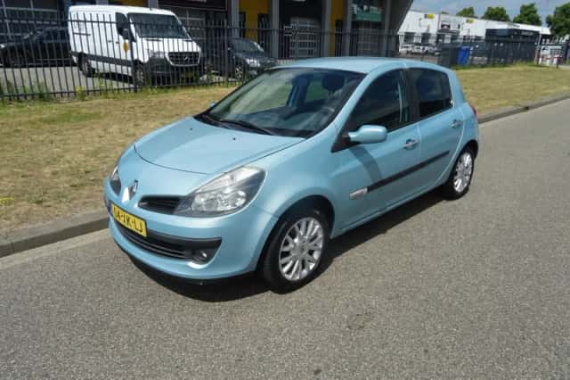 Renault Clio (2007) thumbnail 1