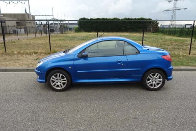 Peugeot 206 (2003) thumbnail 2