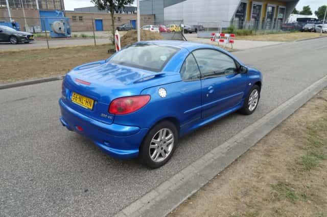 Peugeot 206 (2003) thumbnail 5
