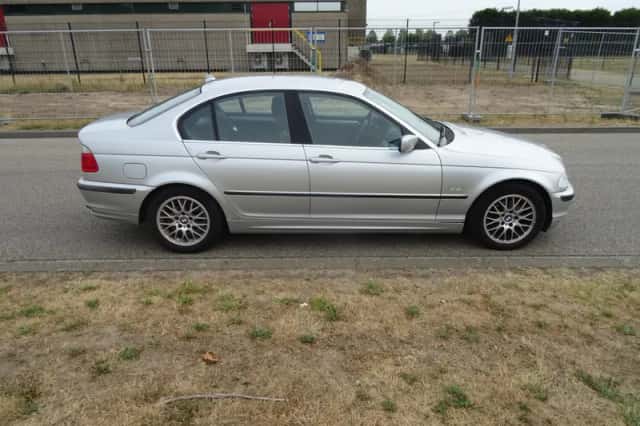 BMW 3-Serie (2000) thumbnail 6