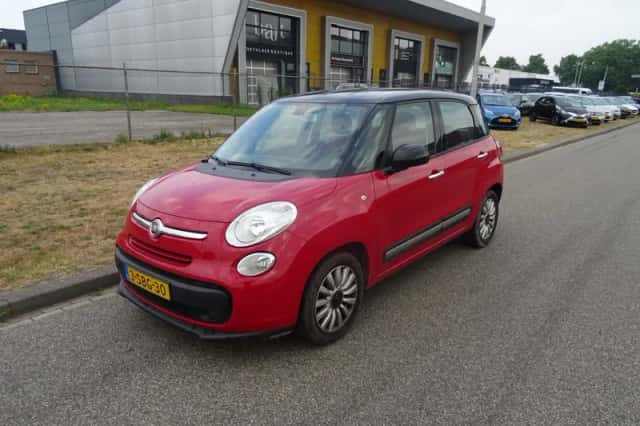 Fiat 500L (2013) thumbnail 1