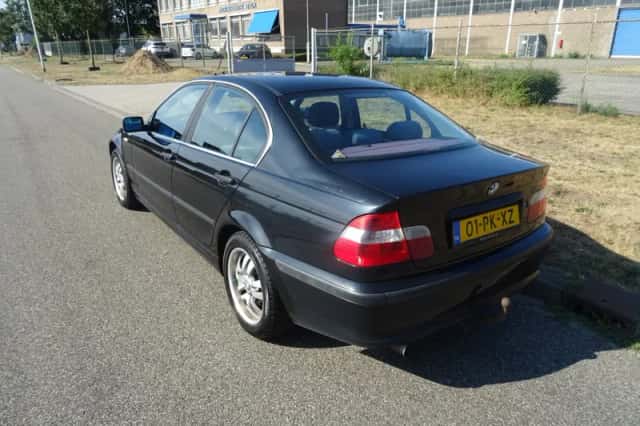 BMW 3-Serie (2004) thumbnail 3