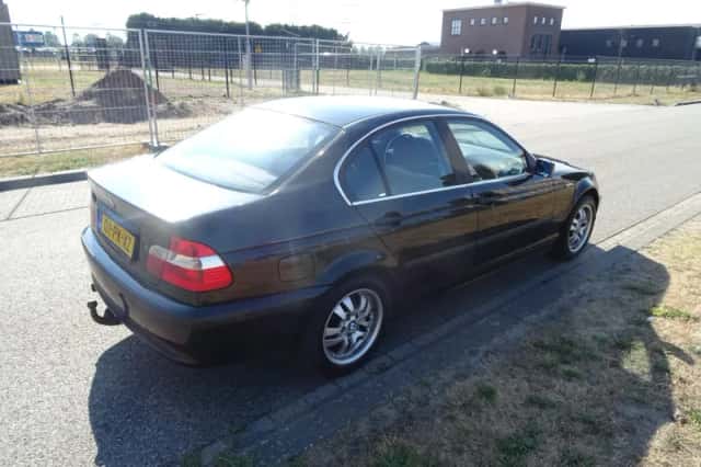 BMW 3-Serie (2004) thumbnail 5