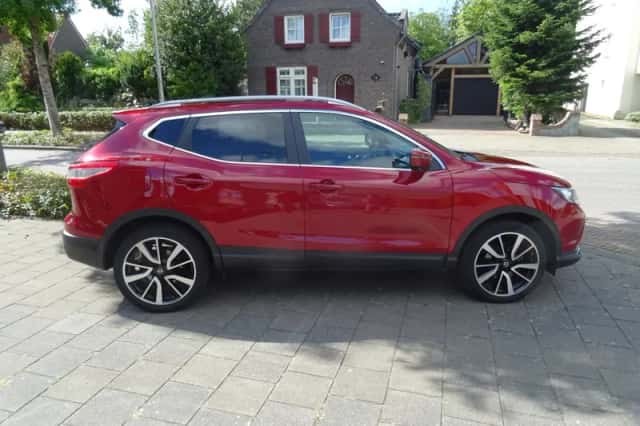Nissan Qashqai (2015) thumbnail 6