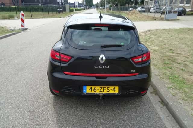 Renault Clio (2012) thumbnail 4