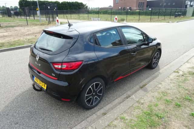Renault Clio (2012) thumbnail 5