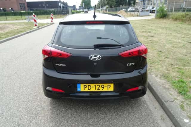 Hyundai i20 (2017) thumbnail 4