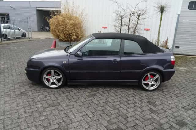 Volkswagen Golf (1995) thumbnail 2