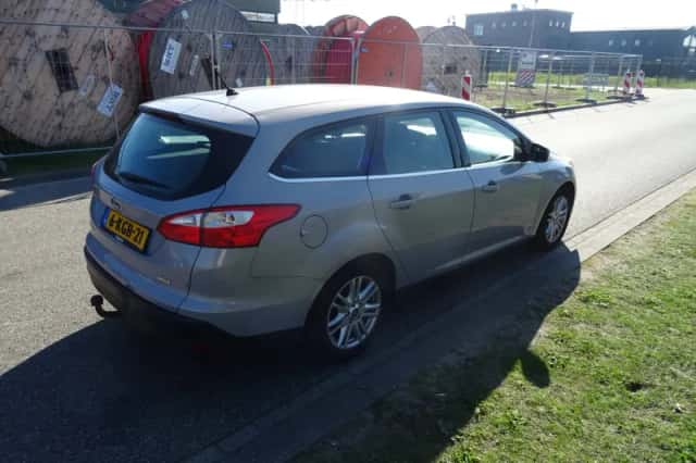 Ford Focus (2013) thumbnail 5