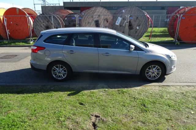 Ford Focus (2013) thumbnail 6