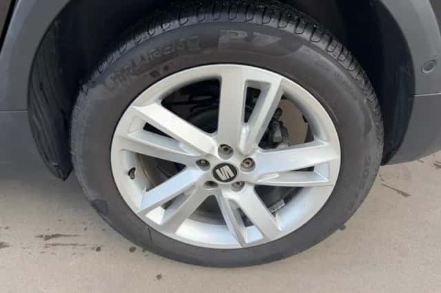 SEAT Arona (2019) thumbnail 3