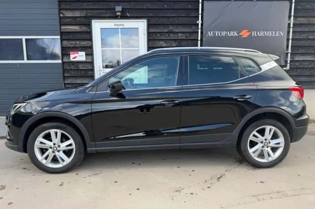 SEAT Arona (2019) thumbnail 4
