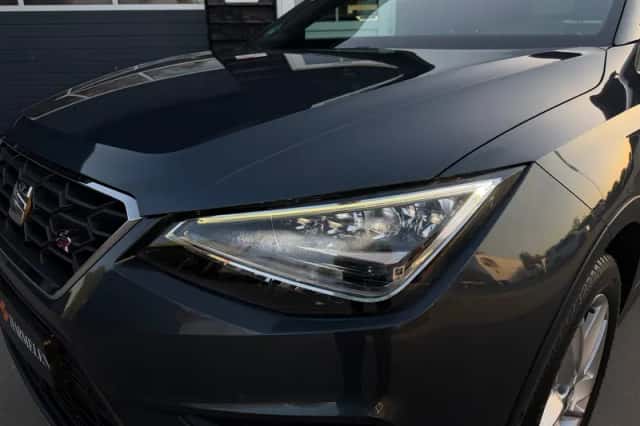 SEAT Arona (2018) thumbnail 2